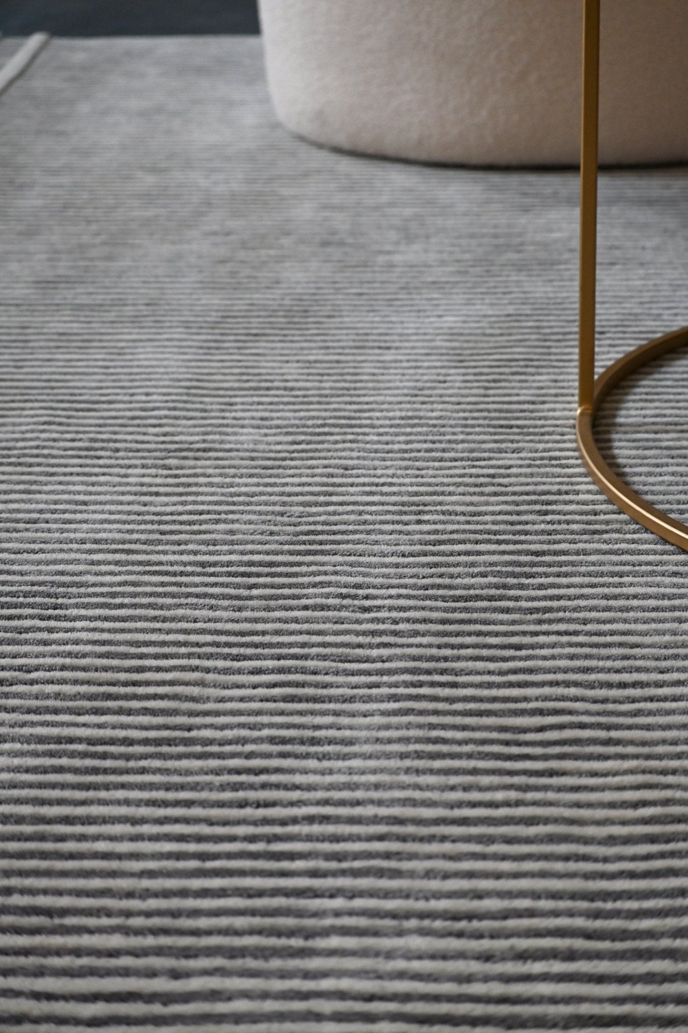 SAXUM - area rug - KAYMANTA | Luxury Rug Makers