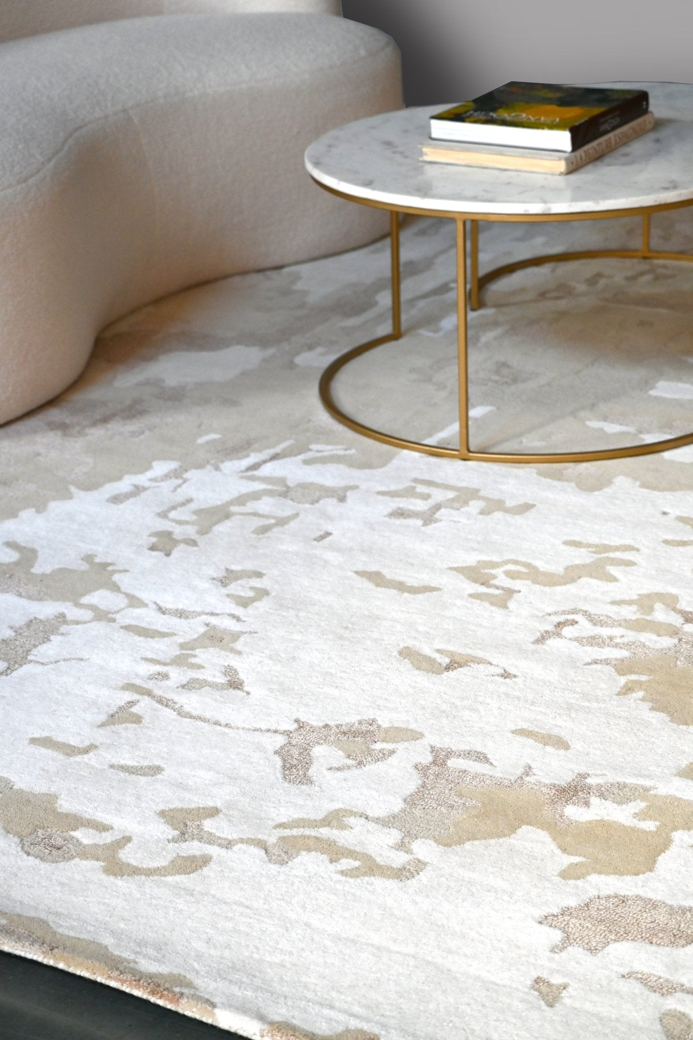 CLOUDS - area rug - KAYMANTA | Luxury Rug Makers